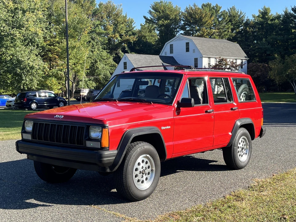 1996 Jeep XJ Cherokee - Image 10 of 31