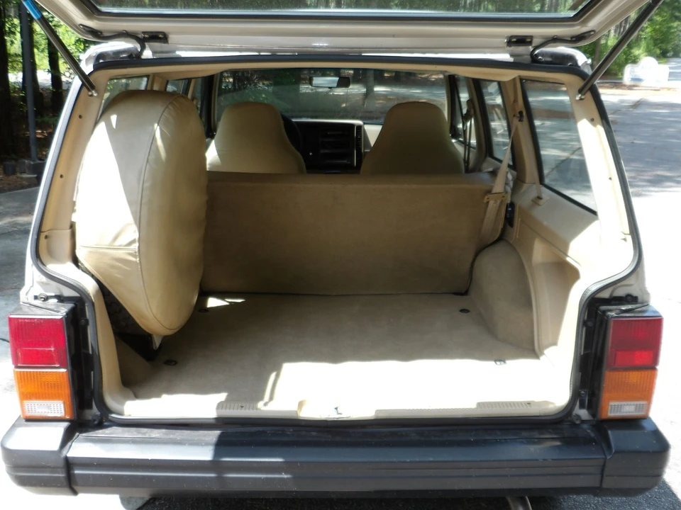 1996 Jeep XJ Cherokee - Image 9 of 24