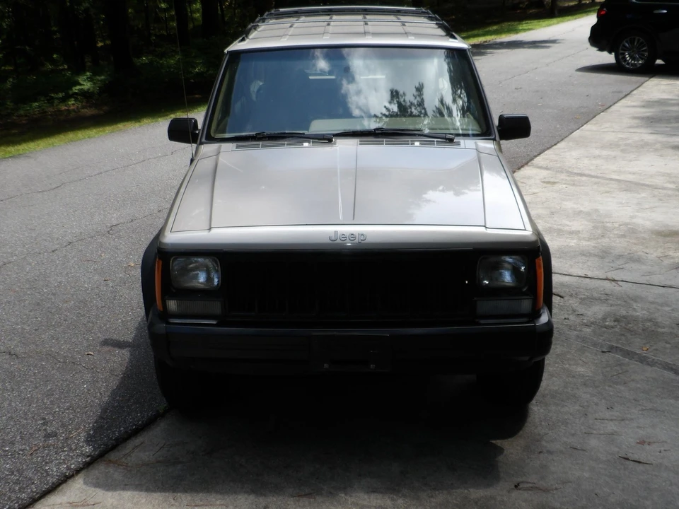 1996 Jeep XJ Cherokee - Image 15 of 24