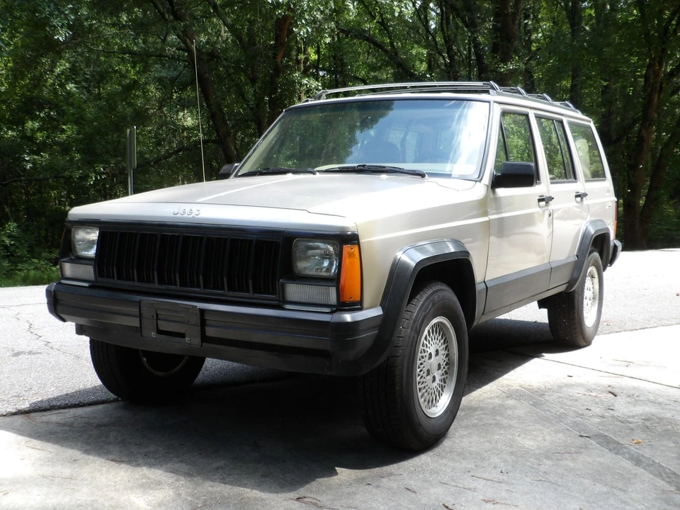 1996 Jeep XJ Cherokee - Image 16 of 24