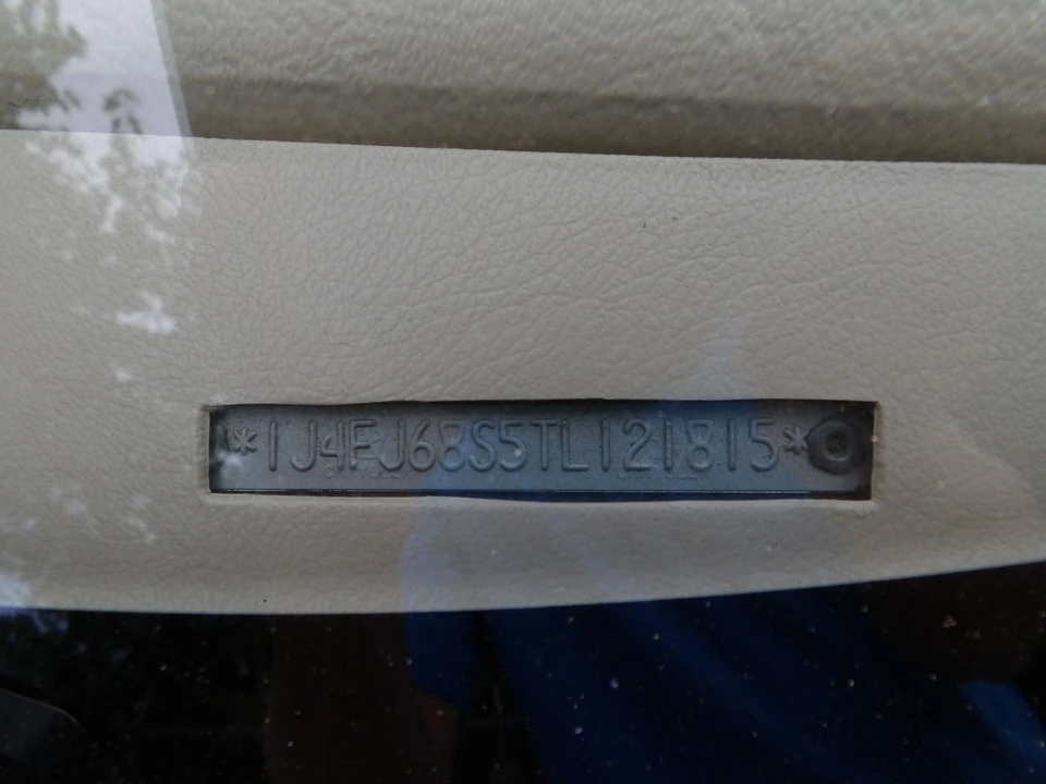 1996 Jeep XJ Cherokee - Image 12 of 24