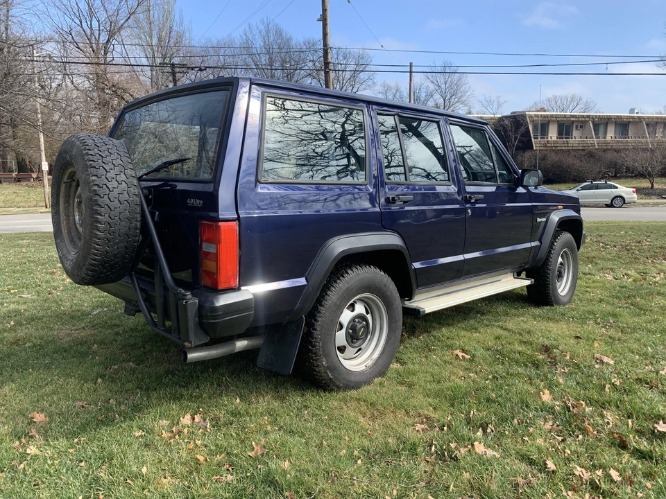 1996 Jeep XJ Cherokee - Image 17 of 31