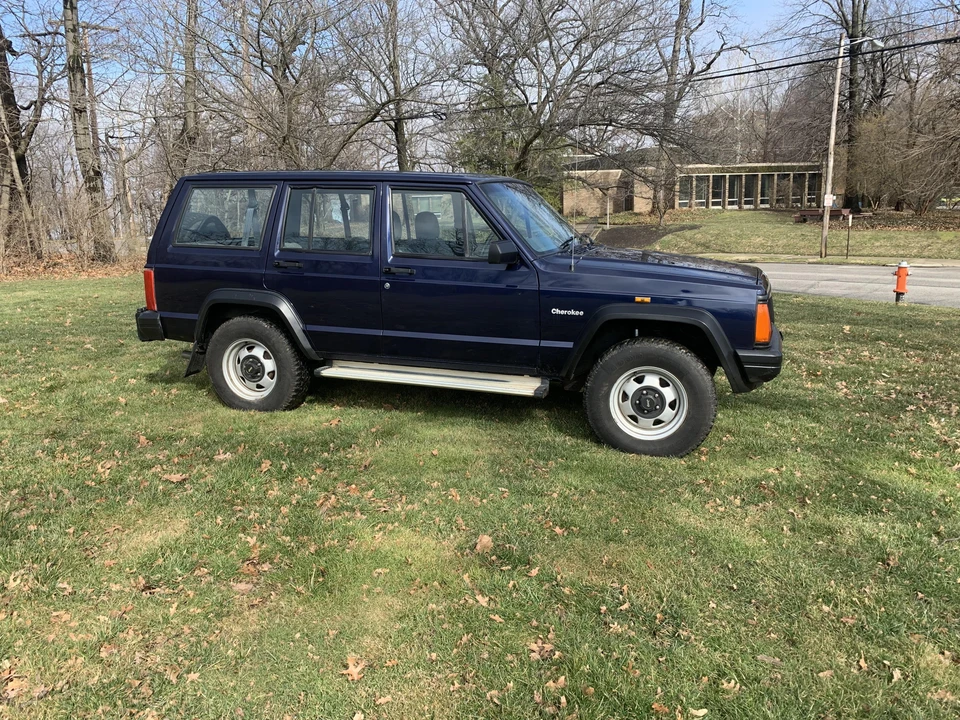 1996 Jeep XJ Cherokee - Image 20 of 31
