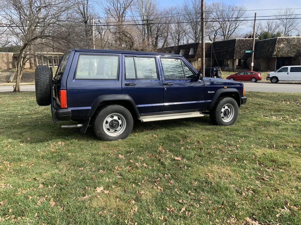 1996 Jeep XJ Cherokee - Image 18 of 31