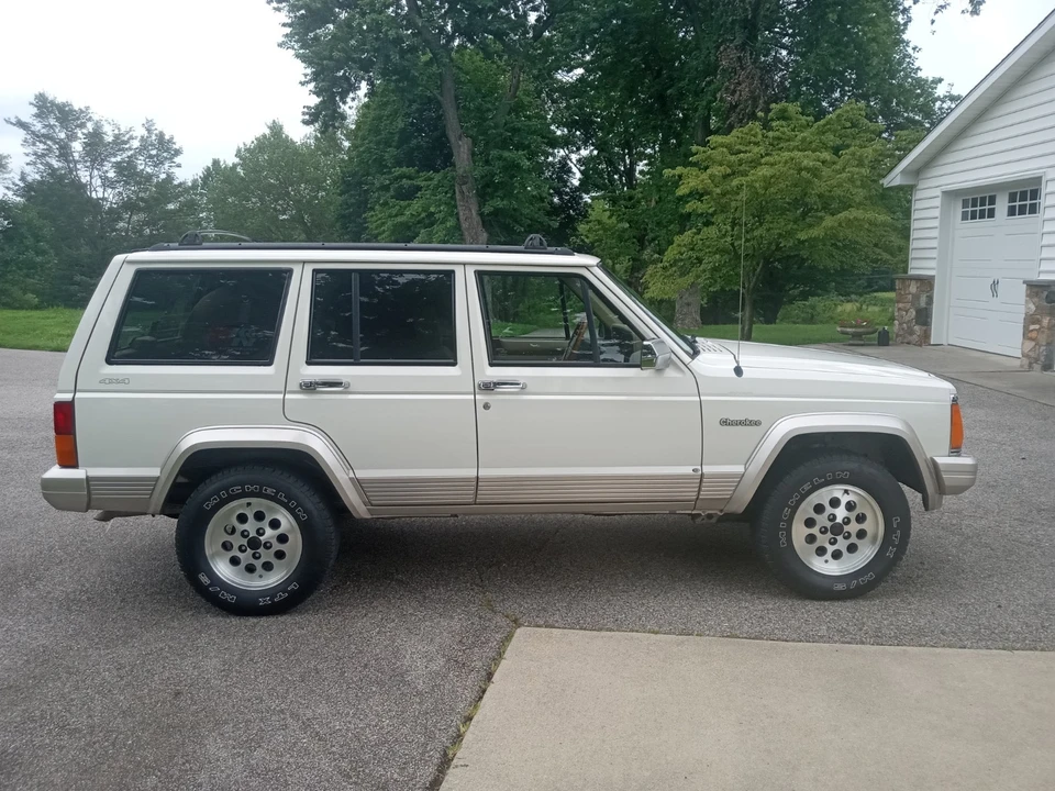 1996 Jeep XJ Cherokee - Image 4 of 7