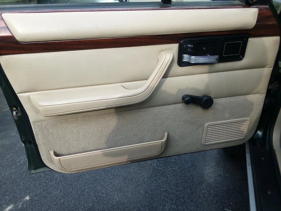 1996 Jeep XJ Cherokee - Image 11 of 21