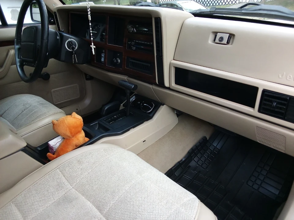 1996 Jeep XJ Cherokee - Image 6 of 21
