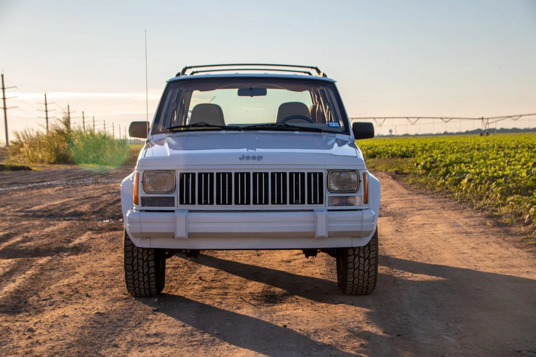 1996 Jeep XJ Cherokee - Image 7 of 31