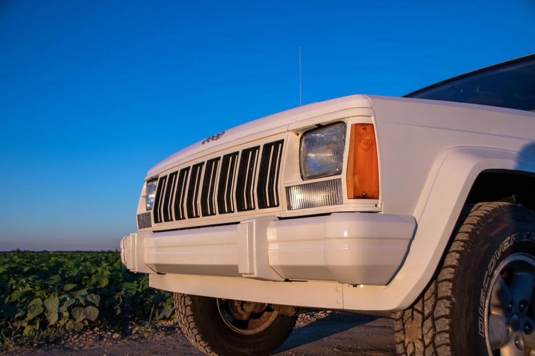 1996 Jeep XJ Cherokee - Image 24 of 31