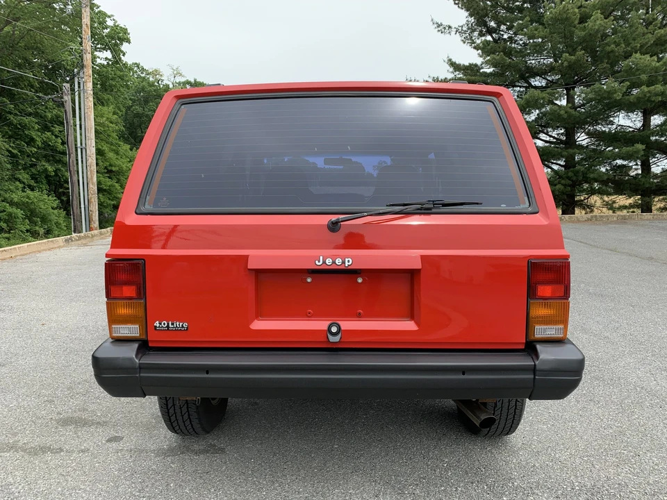 1996 Jeep XJ Cherokee - Image 9 of 31