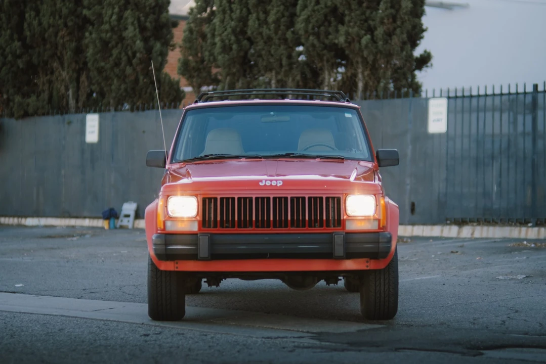 1996 Jeep XJ Cherokee - Image 3 of 31