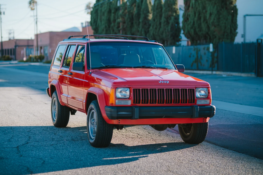 1996 Jeep XJ Cherokee - Image 6 of 31