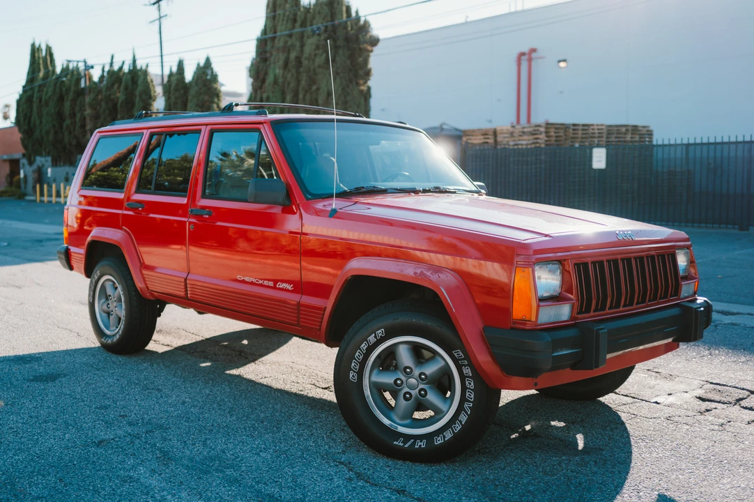 1996 Jeep XJ Cherokee - Image 12 of 31