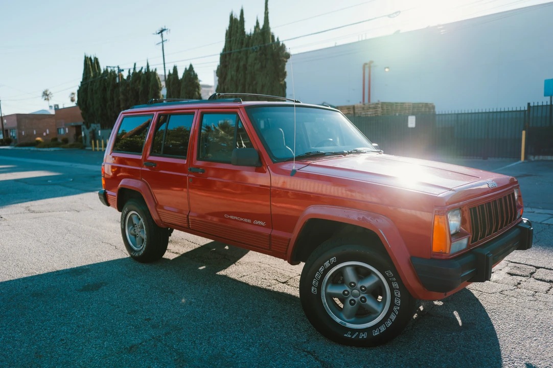 1996 Jeep XJ Cherokee - Image 16 of 31