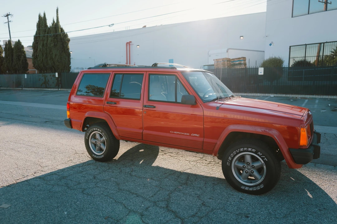 1996 Jeep XJ Cherokee - Image 18 of 31
