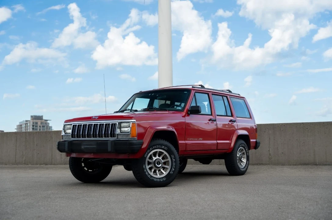 1996 Jeep XJ Cherokee - Image 2 of 31