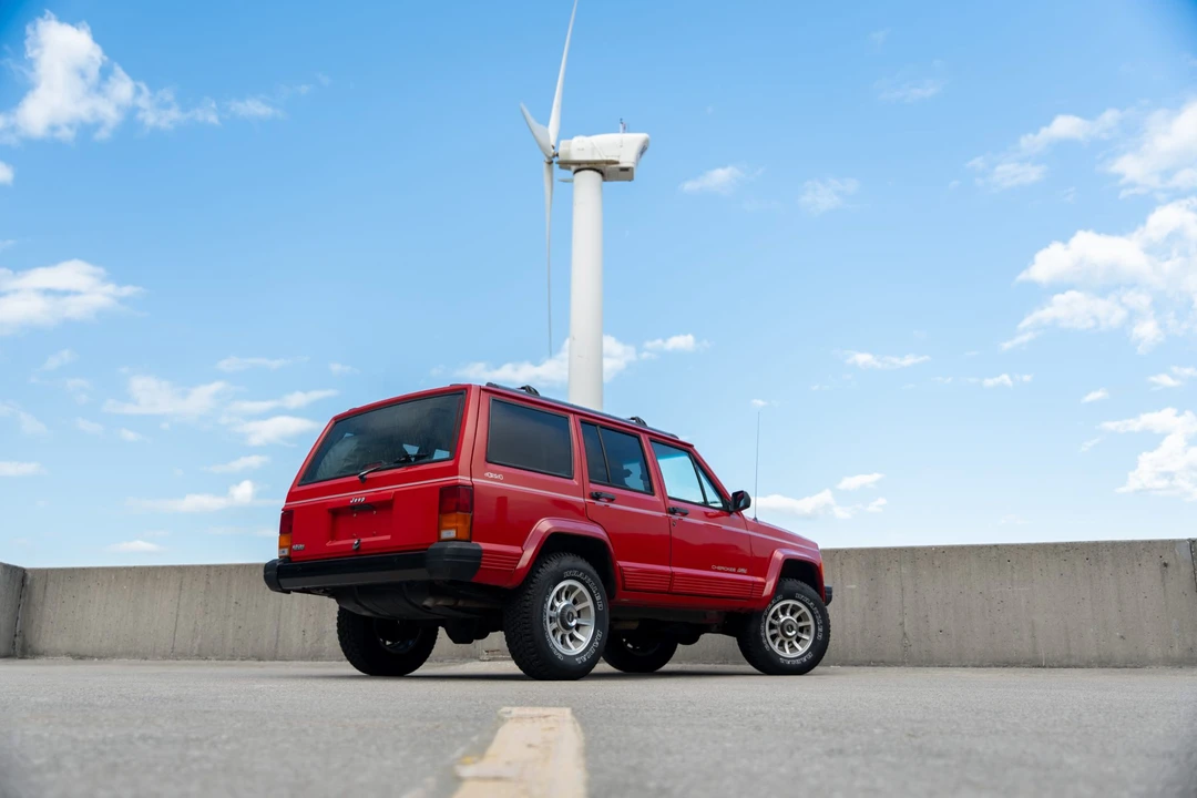 1996 Jeep XJ Cherokee - Image 10 of 31