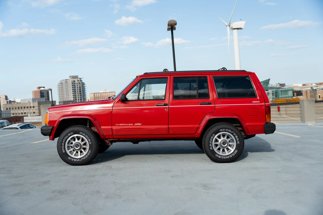 1996 Jeep XJ Cherokee - Image 16 of 31