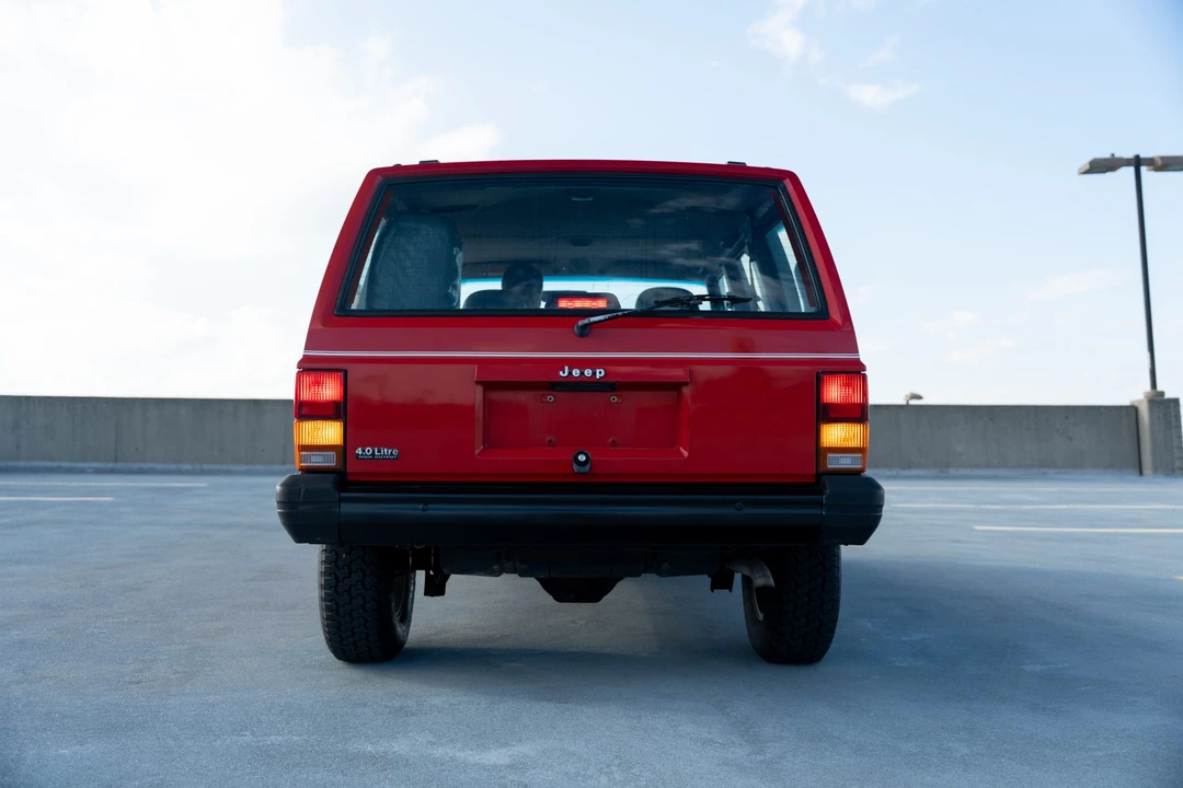 1996 Jeep XJ Cherokee - Image 14 of 31