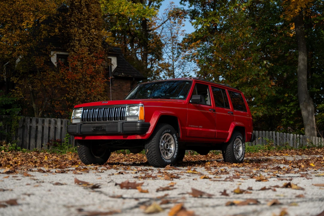 1996 Jeep XJ Cherokee - Image 18 of 31