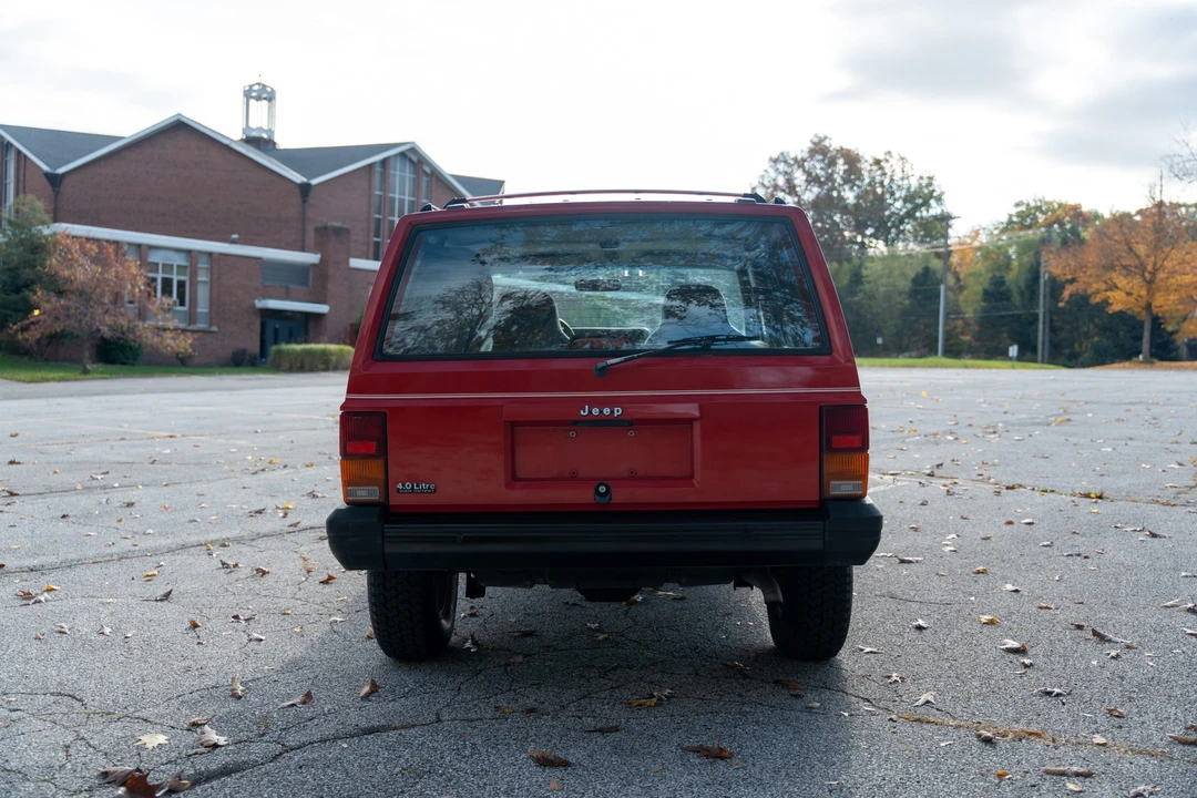 1996 Jeep XJ Cherokee - Image 30 of 31