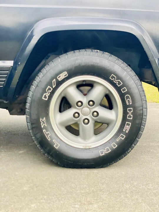 1996 Jeep XJ Cherokee - Image 22 of 31