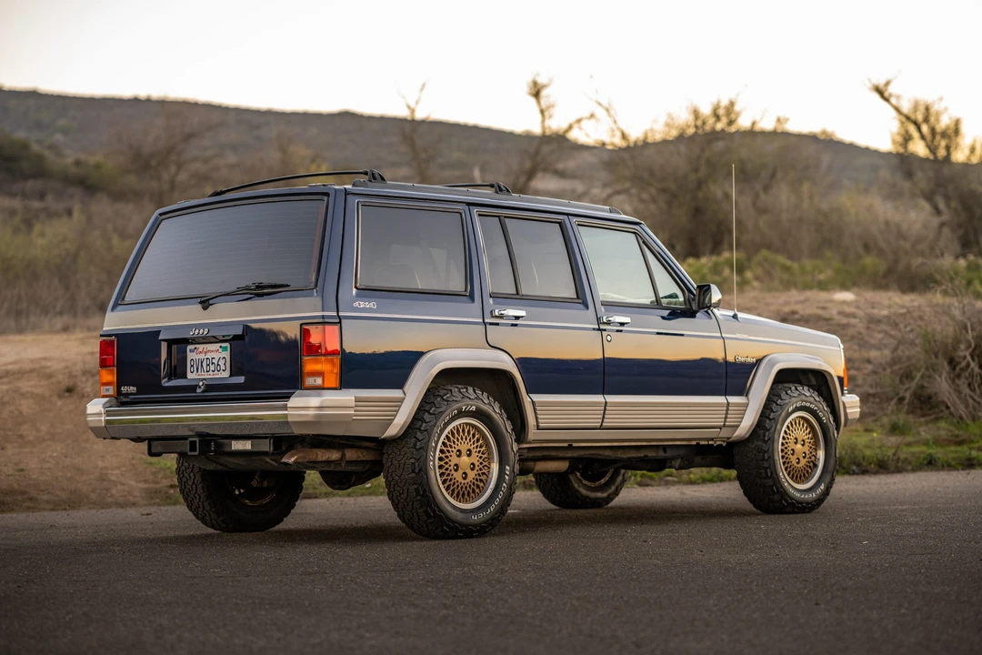 1996 Jeep XJ Cherokee - Image 13 of 31