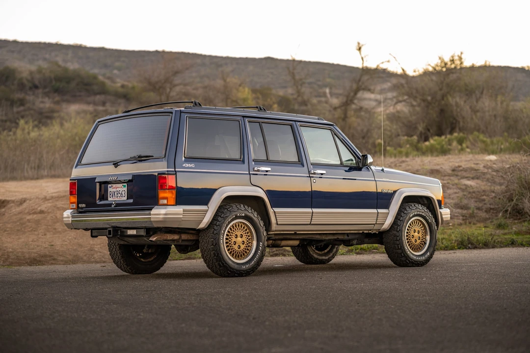 1996 Jeep XJ Cherokee - Image 12 of 31