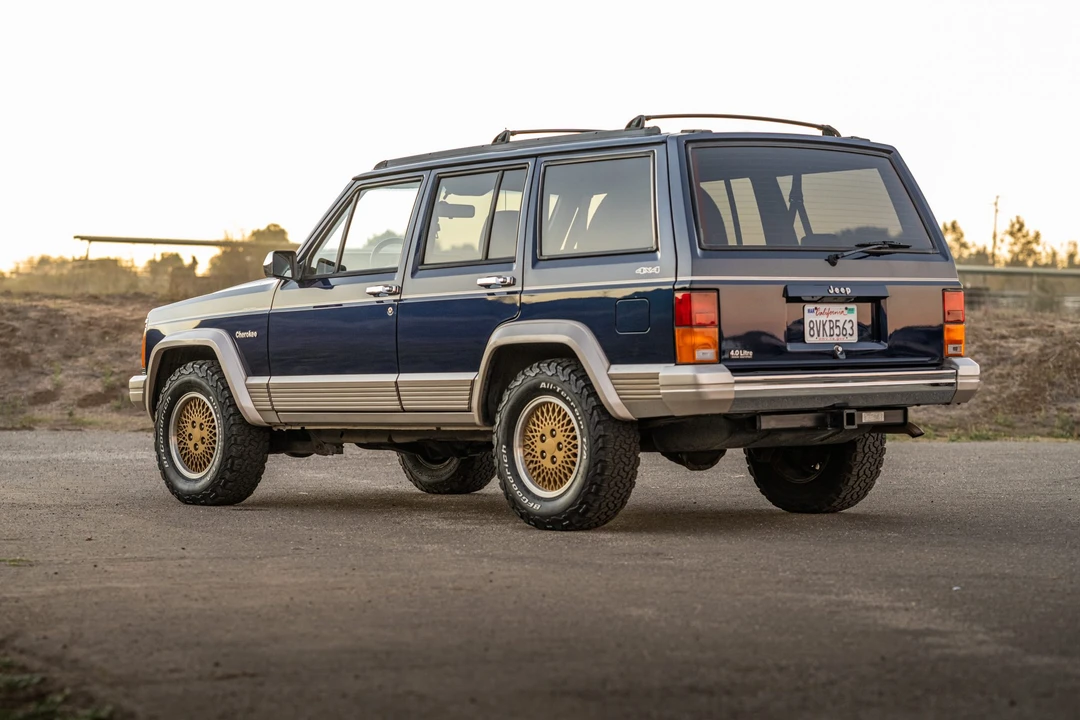 1996 Jeep XJ Cherokee - Image 8 of 31