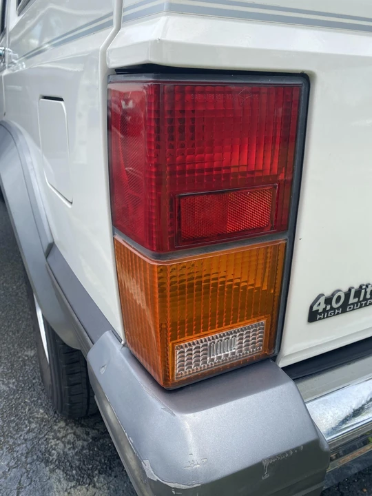 1996 Jeep XJ Cherokee - Image 15 of 31