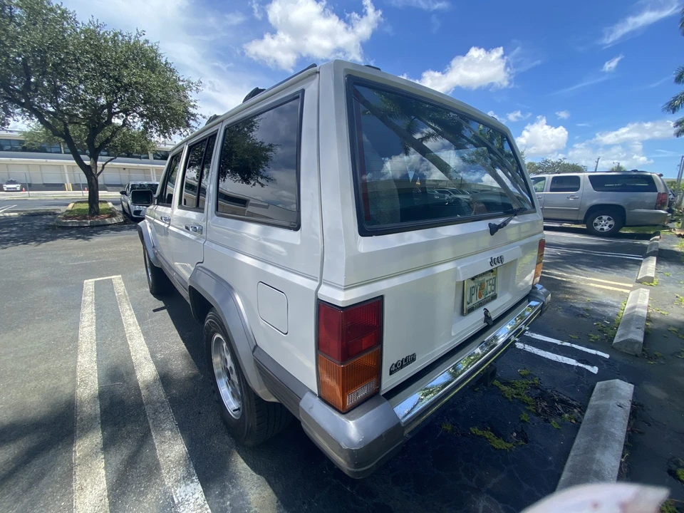 1996 Jeep XJ Cherokee - Image 5 of 31