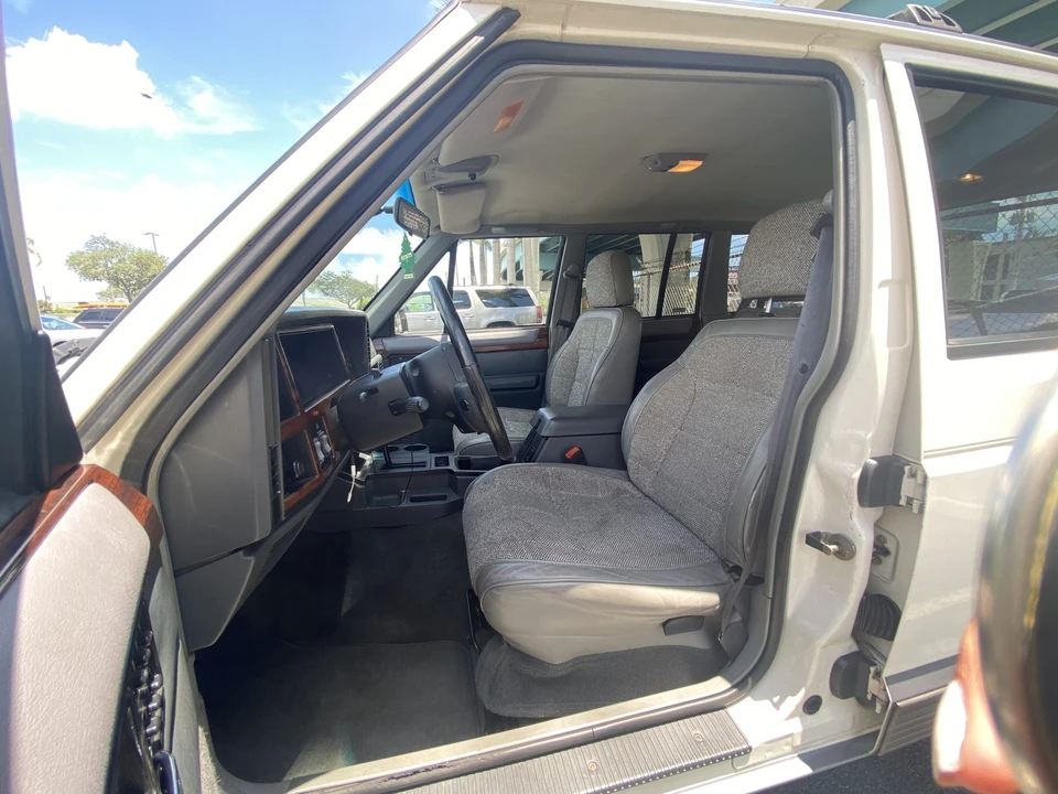 1996 Jeep XJ Cherokee - Image 23 of 31
