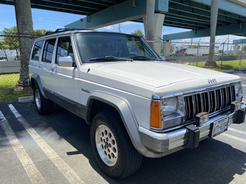 1996 Jeep XJ Cherokee - Image 9 of 31
