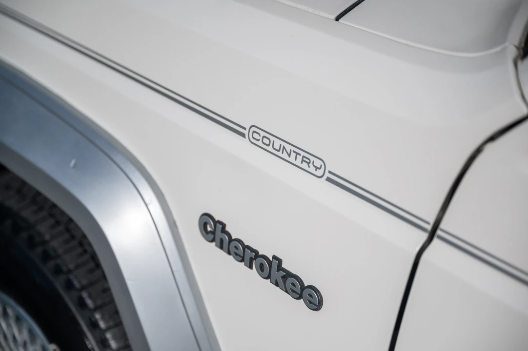 1996 Jeep XJ Cherokee - Image 30 of 31