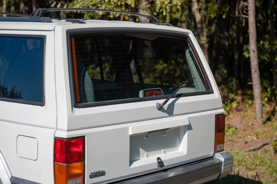 1996 Jeep XJ Cherokee - Image 25 of 31