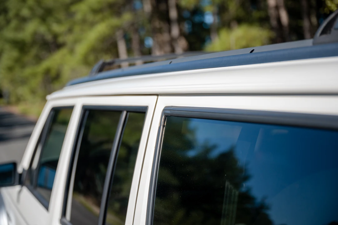 1996 Jeep XJ Cherokee - Image 27 of 31