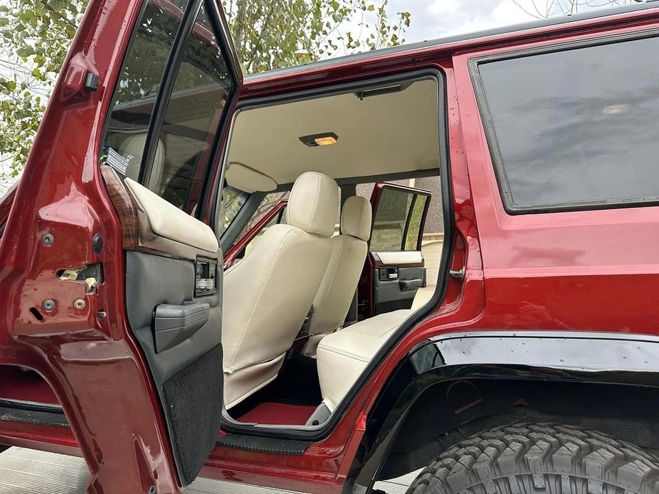 1996 Jeep XJ Cherokee - Image 11 of 12
