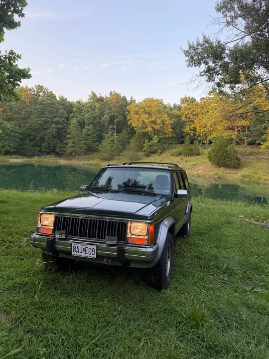 1996 Jeep XJ Cherokee - Image 10 of 31