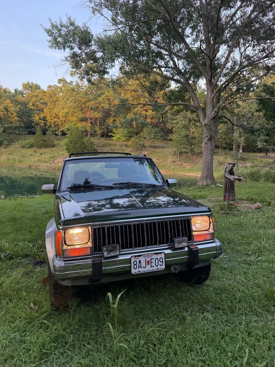 1996 Jeep XJ Cherokee - Image 14 of 31