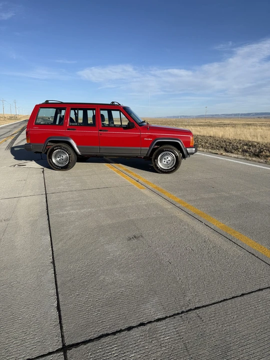 1996 Jeep XJ Cherokee - Image 9 of 31
