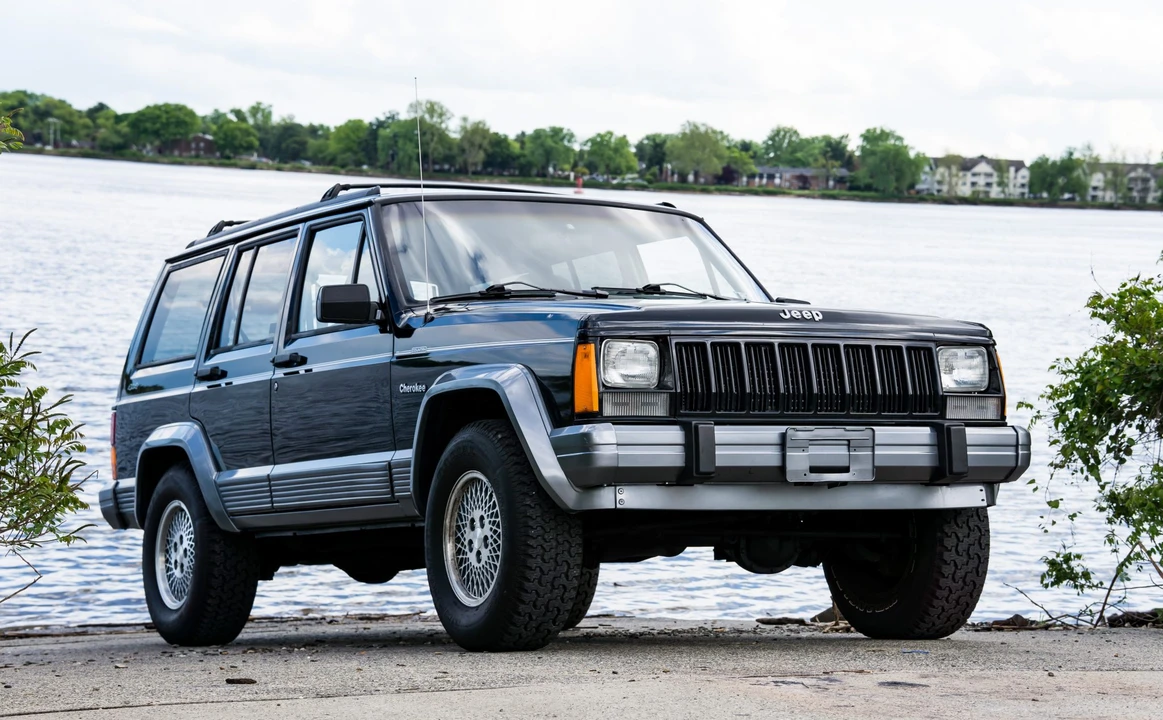 1996 Jeep XJ Cherokee - Image 8 of 31