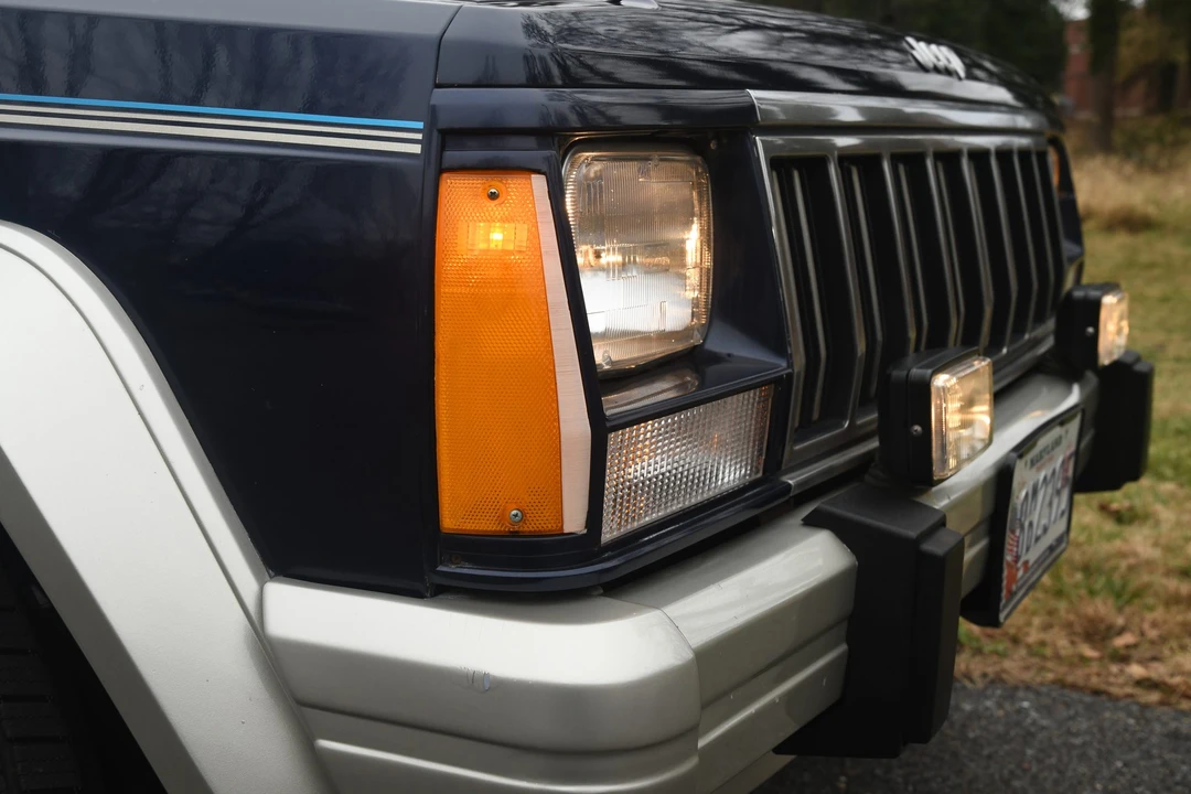 1996 Jeep XJ Cherokee - Image 20 of 31
