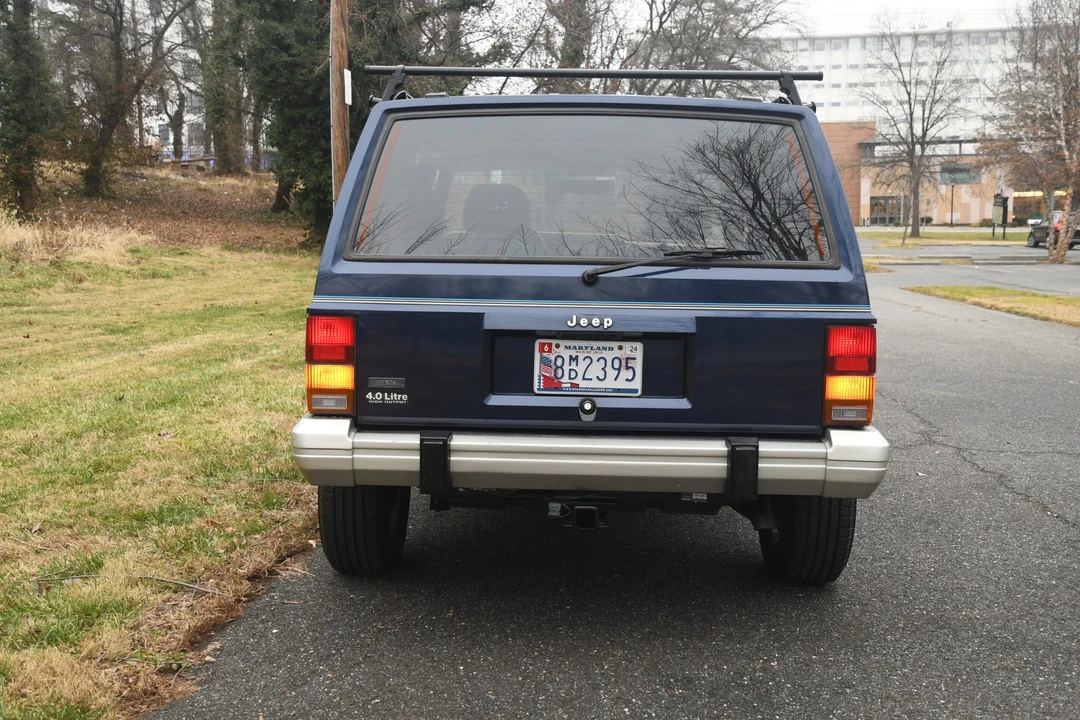1996 Jeep XJ Cherokee - Image 9 of 31
