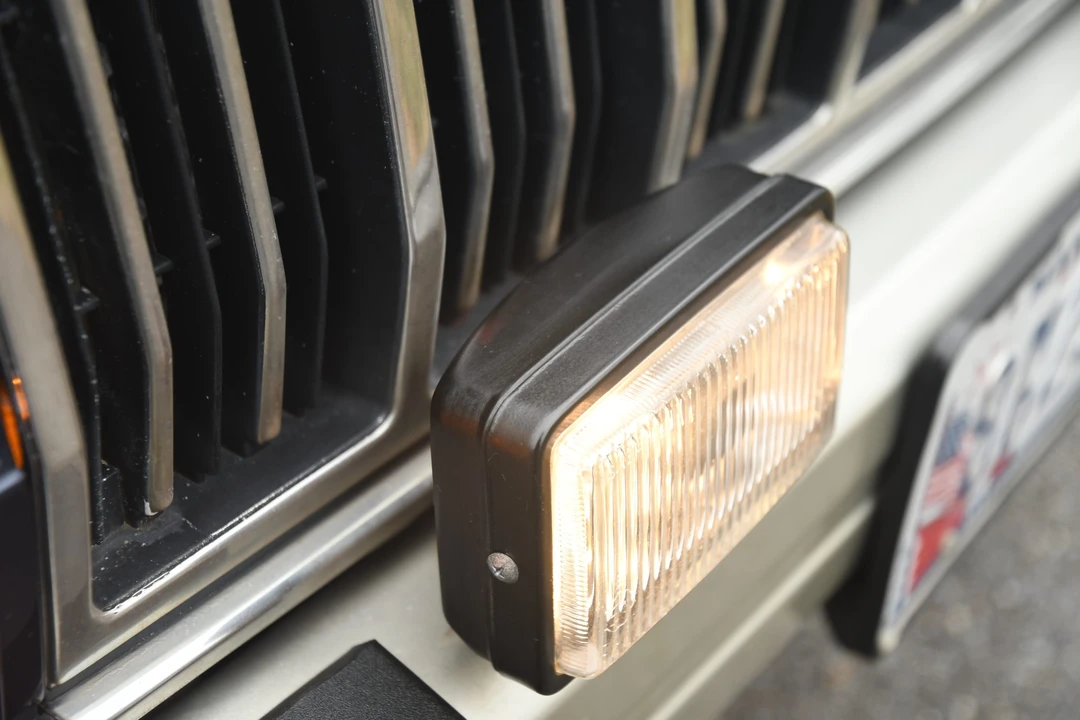 1996 Jeep XJ Cherokee - Image 21 of 31