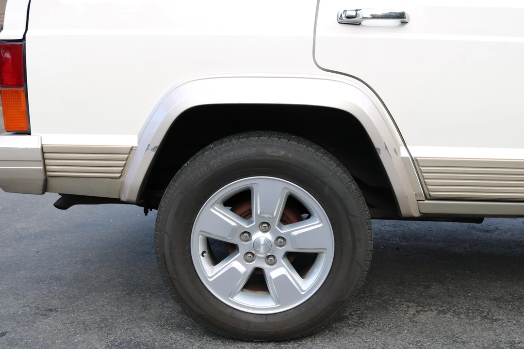 1996 Jeep XJ Cherokee - Image 22 of 31