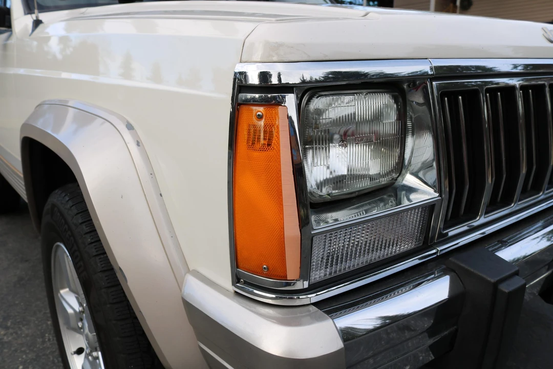 1996 Jeep XJ Cherokee - Image 25 of 31