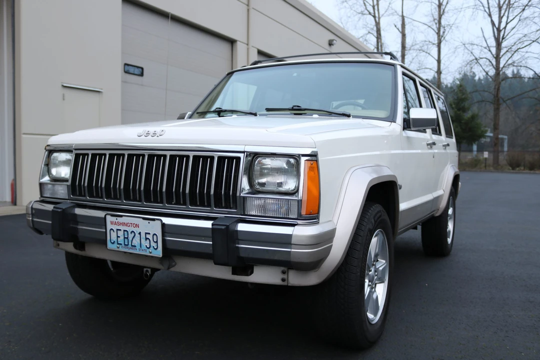 1996 Jeep XJ Cherokee - Image 5 of 31