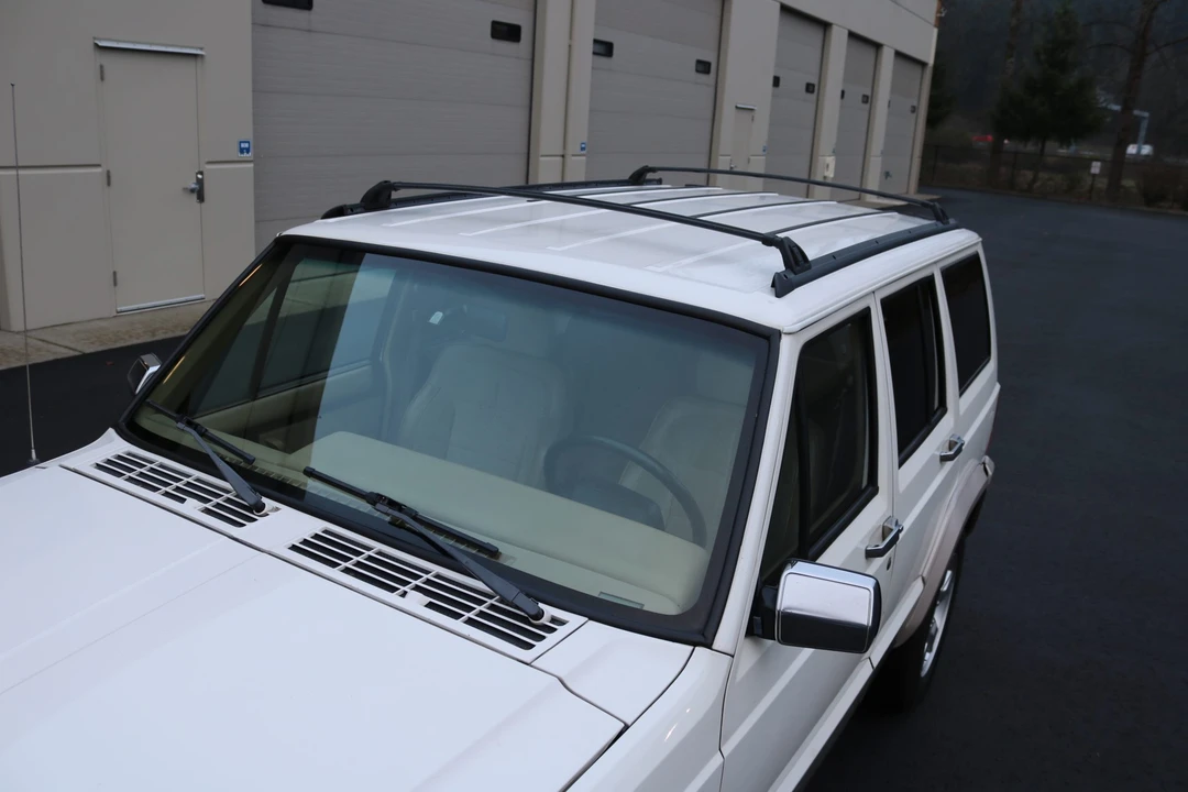 1996 Jeep XJ Cherokee - Image 15 of 31