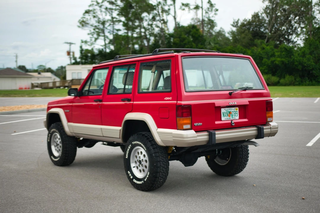 1996 Jeep XJ Cherokee - Image 8 of 31