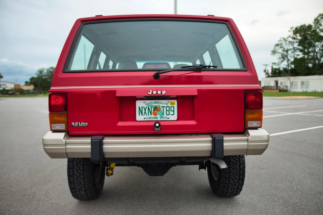 1996 Jeep XJ Cherokee - Image 15 of 31